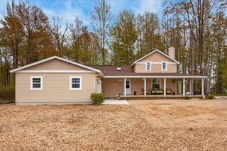 6811 116th Avenue, Ganges Twp, MI 49408