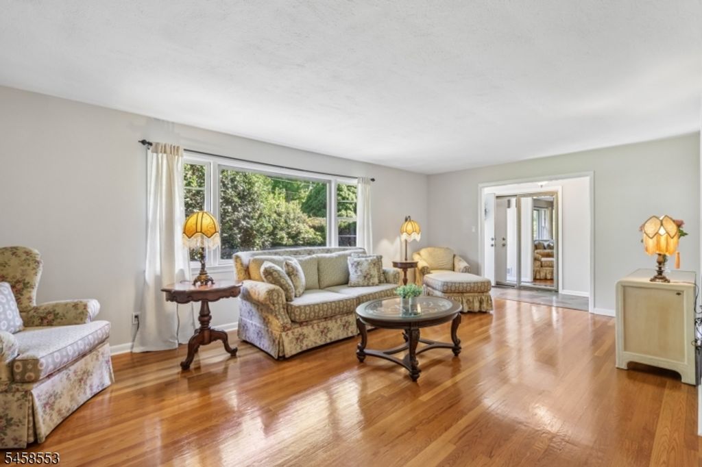 723 Willow St, Cranford Twp., NJ 07016 — photo 4