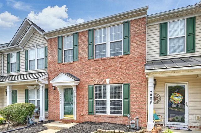 2002 Cramerton Village Drive, Cramerton, NC 28032