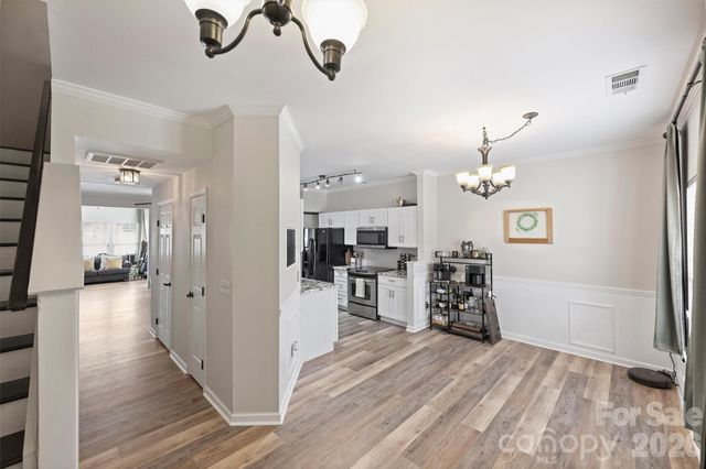 2002 Cramerton Village Drive, Cramerton, NC 28032
