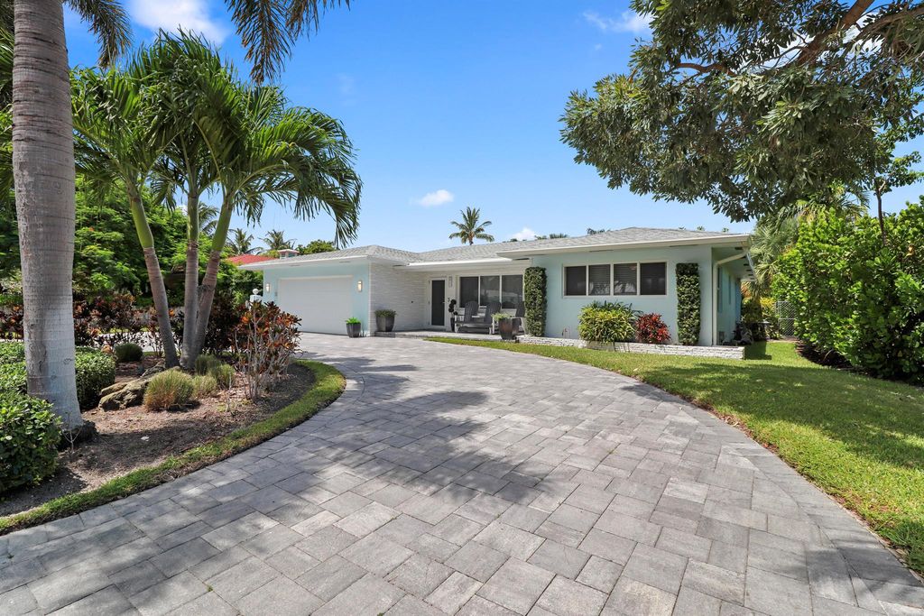 337 Cascade Lane, Palm Beach Shores, FL 33404