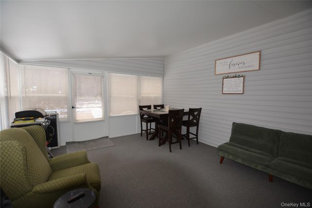 65A Village Circle W, Manorville, NY 11949