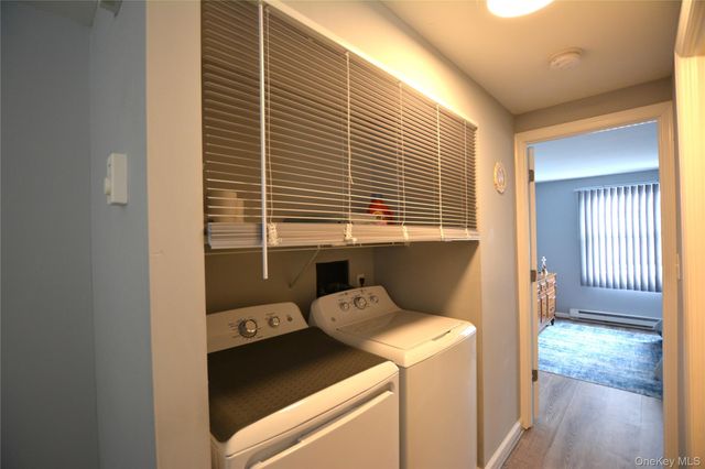 65A Village Circle W, Manorville, NY 11949