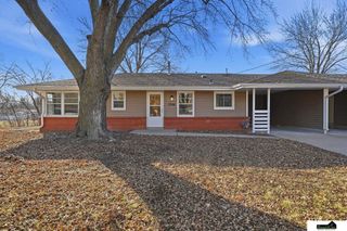 3324 Gott Circle, Lincoln, NE 68524