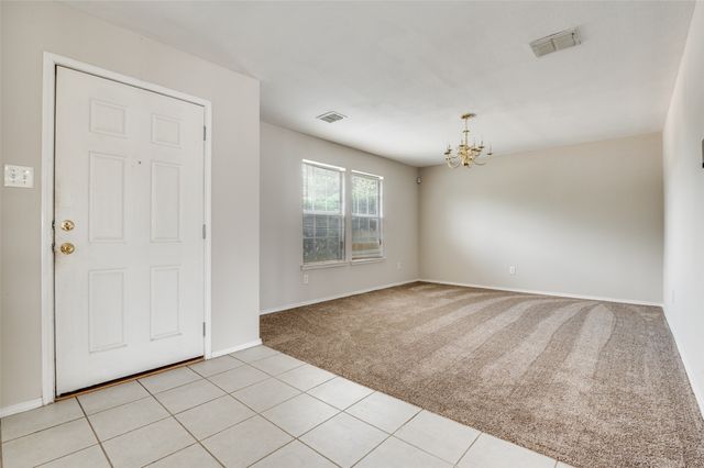 213 Balsam Grove Circle, Desoto, TX 75115