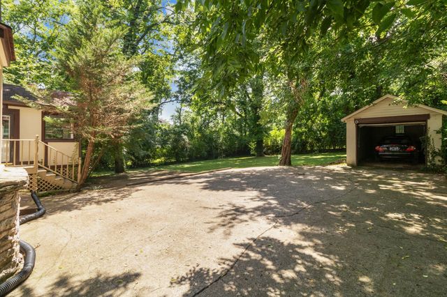 1005 Estes Rd, Nashville, TN 37215