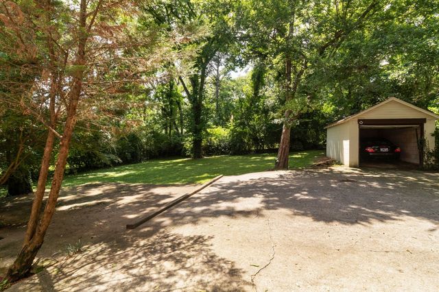 1005 Estes Rd, Nashville, TN 37215