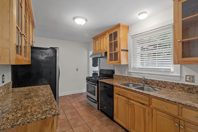 1005 Estes Rd, Nashville, TN 37215