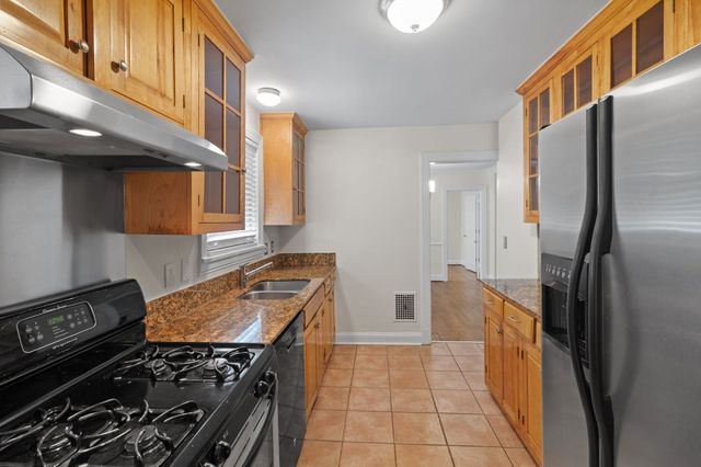 1005 Estes Rd, Nashville, TN 37215