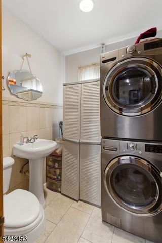 120 Montrose St, Newark City, NJ 07106