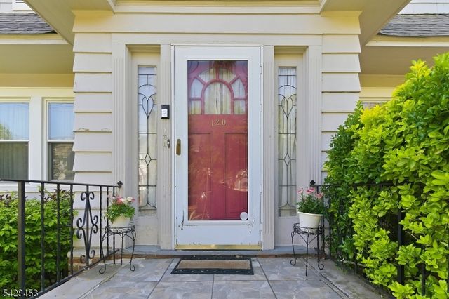 120 Montrose St, Newark City, NJ 07106