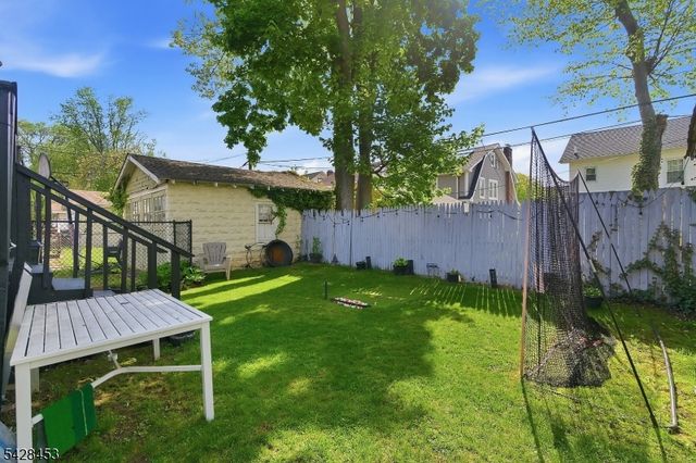 120 Montrose St, Newark City, NJ 07106