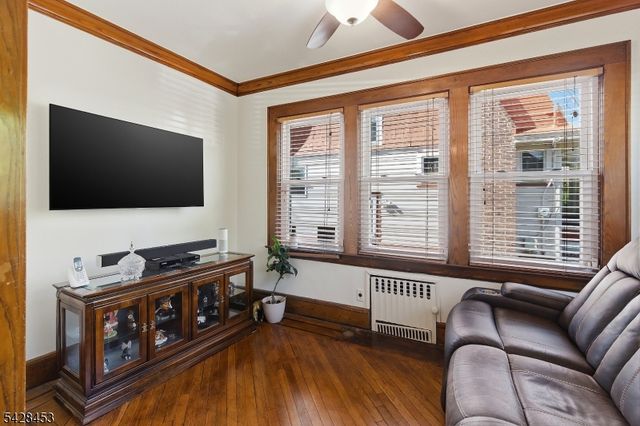 120 Montrose St, Newark City, NJ 07106