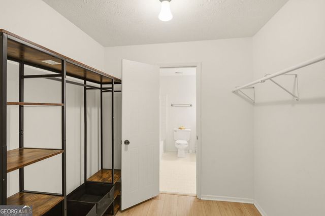 1206 Country Park Drive SE 1206, Smyrna, GA 30080
