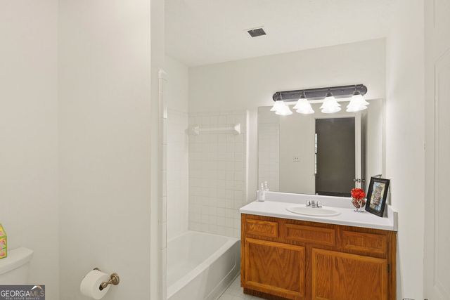 1206 Country Park Drive SE 1206, Smyrna, GA 30080