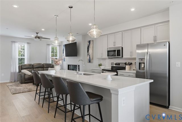 13224 Coalfield Station Ln, Midlothian, VA 23114