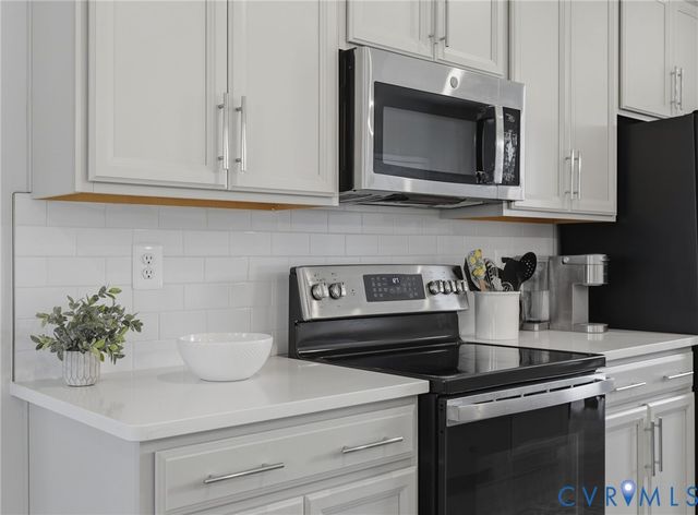 13224 Coalfield Station Ln, Midlothian, VA 23114