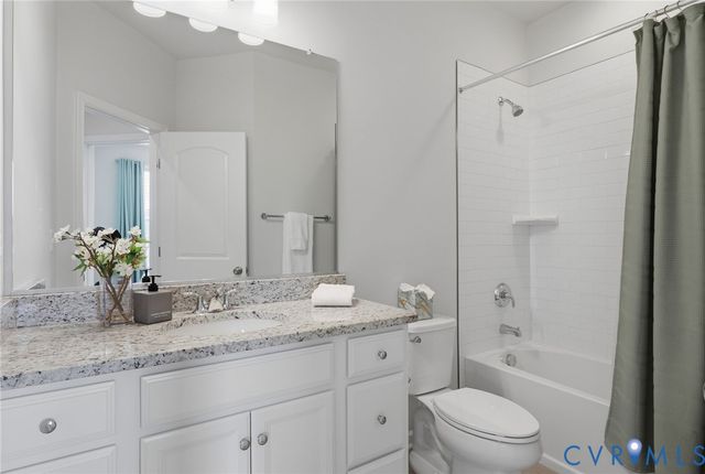 13224 Coalfield Station Ln, Midlothian, VA 23114