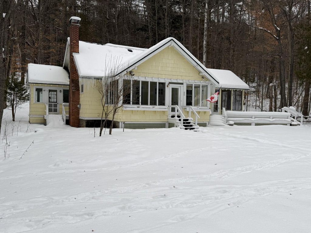 455 Park Avenue, Saranac Lake, NY 12983