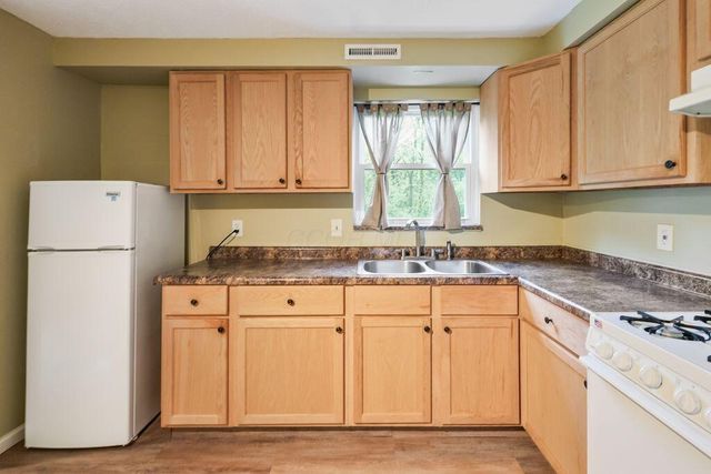 5840 Hallridge Circle, C, Columbus, OH 43232