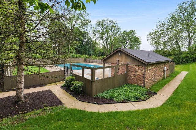 5840 Hallridge Circle, C, Columbus, OH 43232