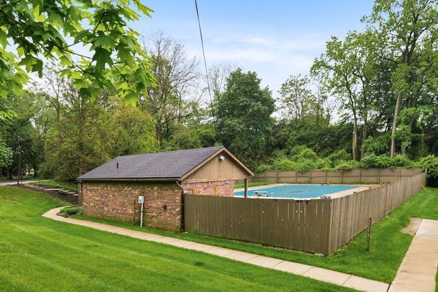 5840 Hallridge Circle, C, Columbus, OH 43232