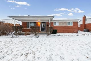 40351 Hamilton Drive, Sterling Heights, MI 48313