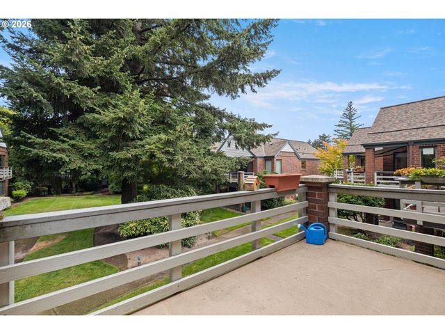 15015 Ne SACRAMENTO St 51, Portland, OR 97230
