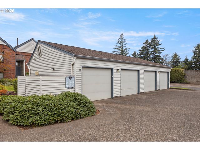 15015 Ne SACRAMENTO St 51, Portland, OR 97230