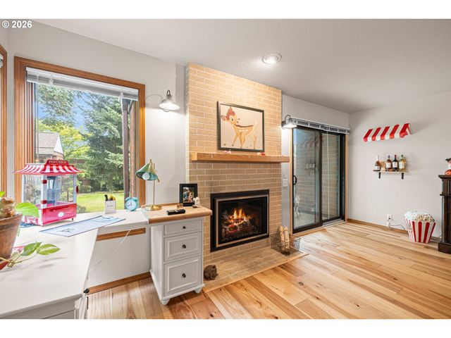15015 Ne SACRAMENTO St 51, Portland, OR 97230