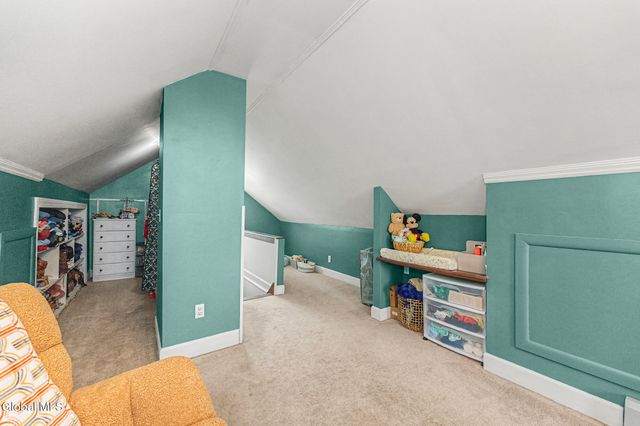 19 Pleasant Avenue, Amsterdam, NY 12010