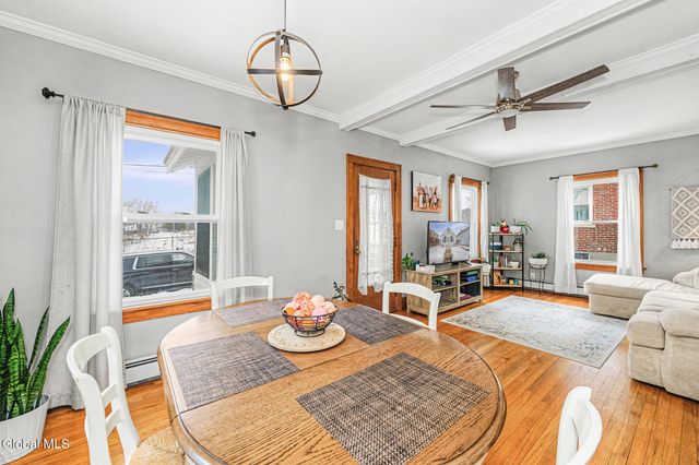 19 Pleasant Avenue, Amsterdam, NY 12010