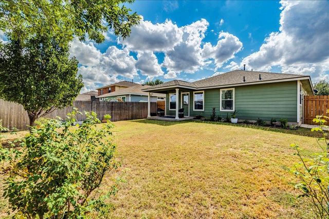17920 Honey Locust LN, Elgin, TX 78621