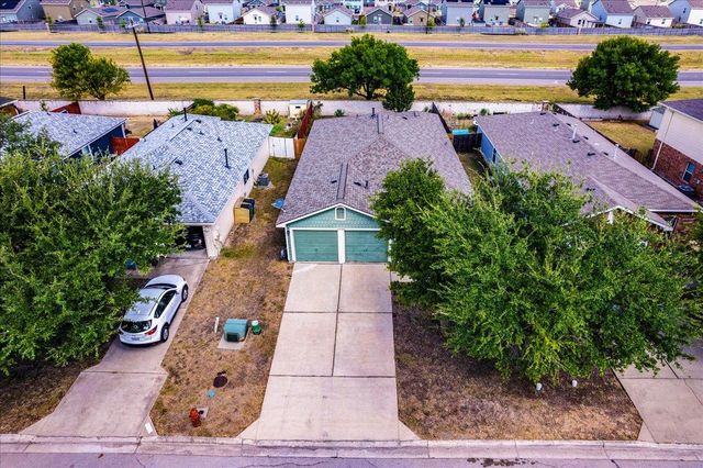 17920 Honey Locust LN, Elgin, TX 78621