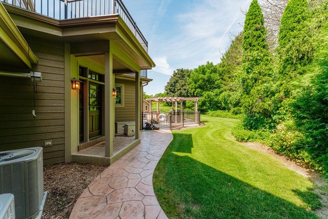 S38W33768 County Road D, Dousman, WI 53118