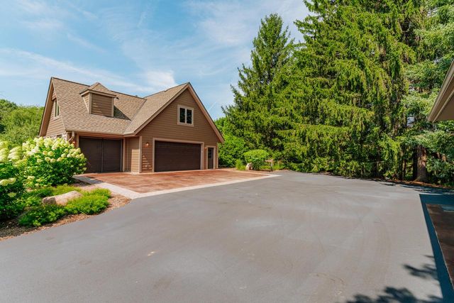 S38W33768 County Road D, Dousman, WI 53118