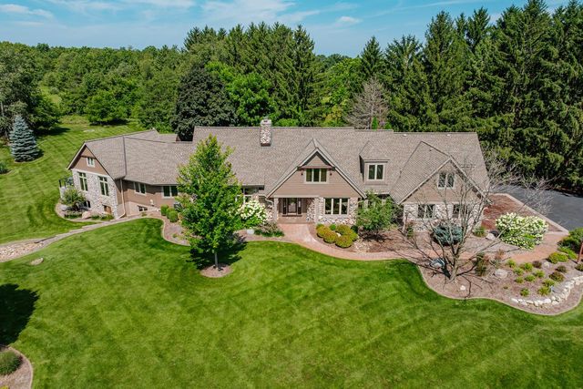 S38W33768 County Road D, Dousman, WI 53118