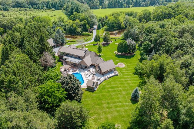 S38W33768 County Road D, Dousman, WI 53118