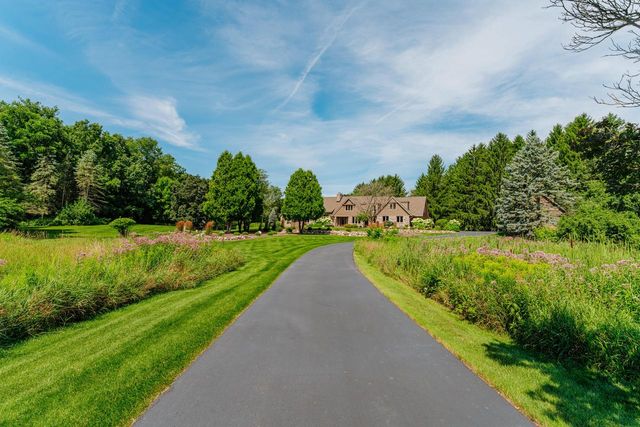 S38W33768 County Road D, Dousman, WI 53118