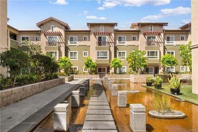 228 S Olive Avenue A302, Alhambra, CA 91801