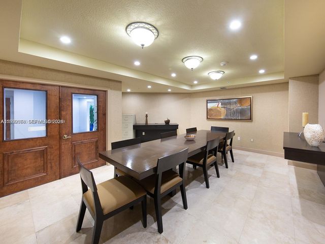 3590 Coral Way 509, Miami, FL 33145