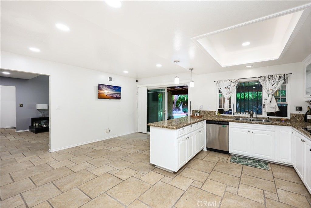 11858 Haro, Downey, CA 90241 — photo 5