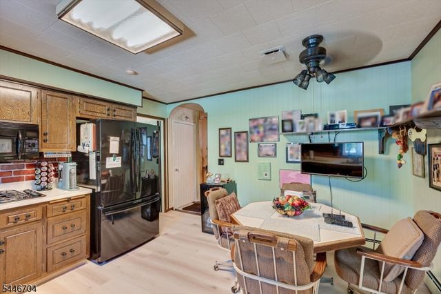 2 Eagle Rd, Edison Twp., NJ 08820