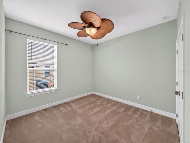 2062 REDBAY AVENUE, Minneola, FL 34715