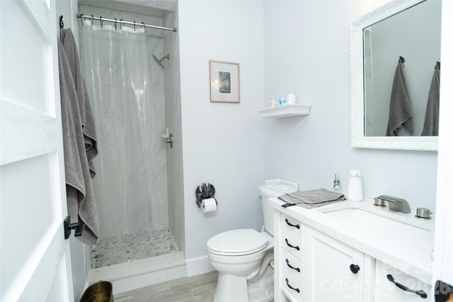 2371 W Paradise Harbor Drive, Connelly Springs, NC 28612