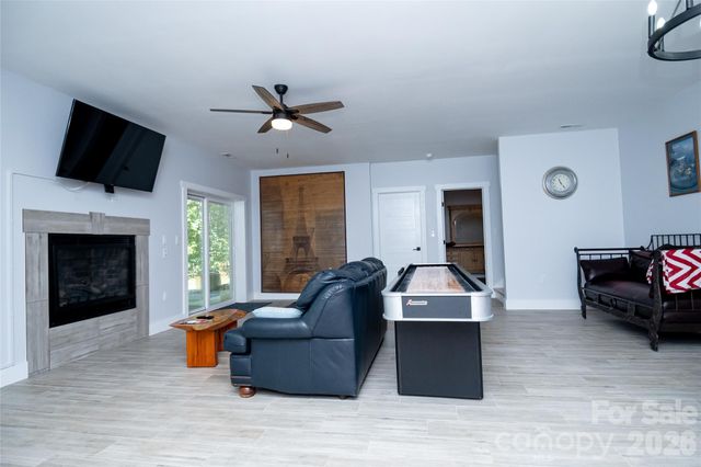 2371 W Paradise Harbor Drive, Connelly Springs, NC 28612