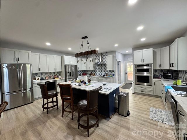 2371 W Paradise Harbor Drive, Connelly Springs, NC 28612