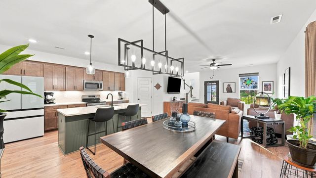 1616 Cotton Way, Chattanooga, TN 37404
