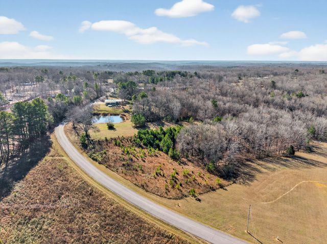 2191 Highway 100, Centerville, TN 37033