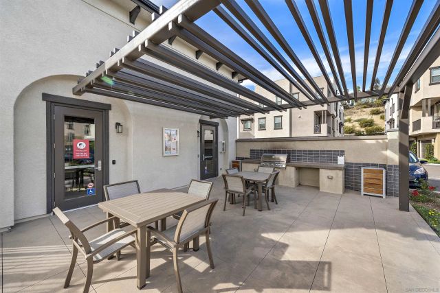 2325 Verano Way, Vista, CA 92081